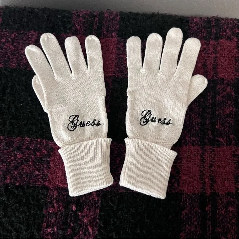 Guess Vintage White Knit Gloves OS
